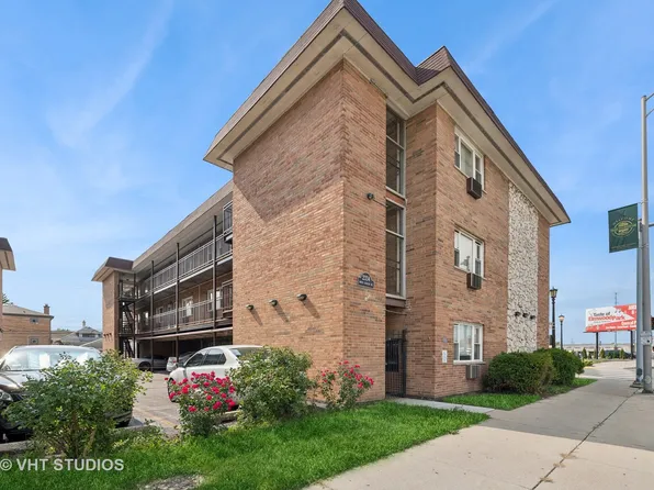 2334 N Harlem Ave APT 2F, Elmwood Park, IL 60707