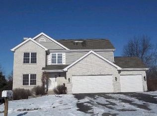 380 Brentwood Rd, Machesney Park, IL 61115