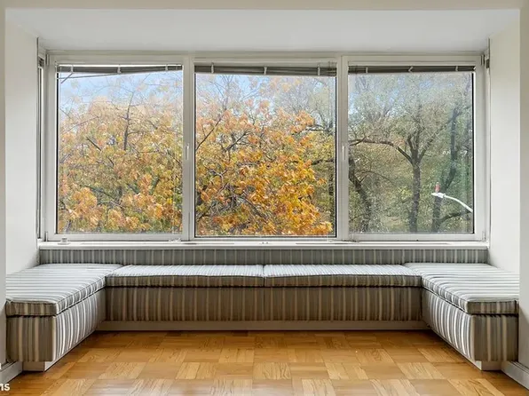 860 5th Ave APT 4C, New York, NY 10065