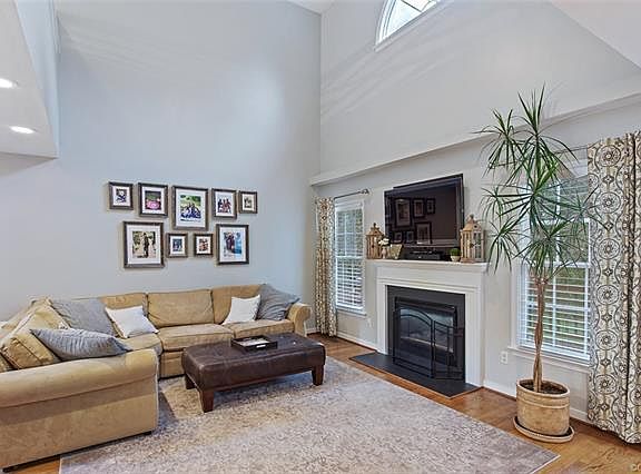 5th image of 12309 Collinstone Pl