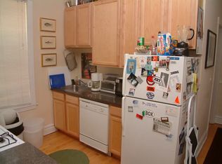 2332 W Charleston St APT 1F, Chicago, IL 60647
