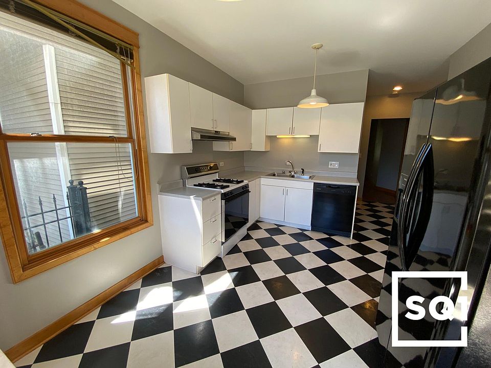 1st image of 3719 N Clifton Ave