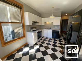 3719 N Clifton Ave, Chicago, IL 60613
