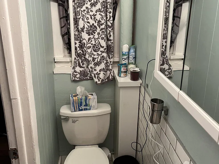 1435 Marshall St NE #3 — Photo 6