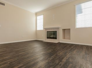 10916 Evening Creek Dr E APT 46, San Diego, CA 92128