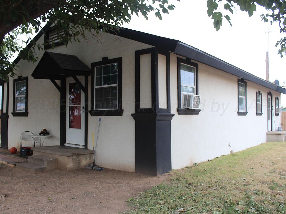 1st image of 400 Blevins St