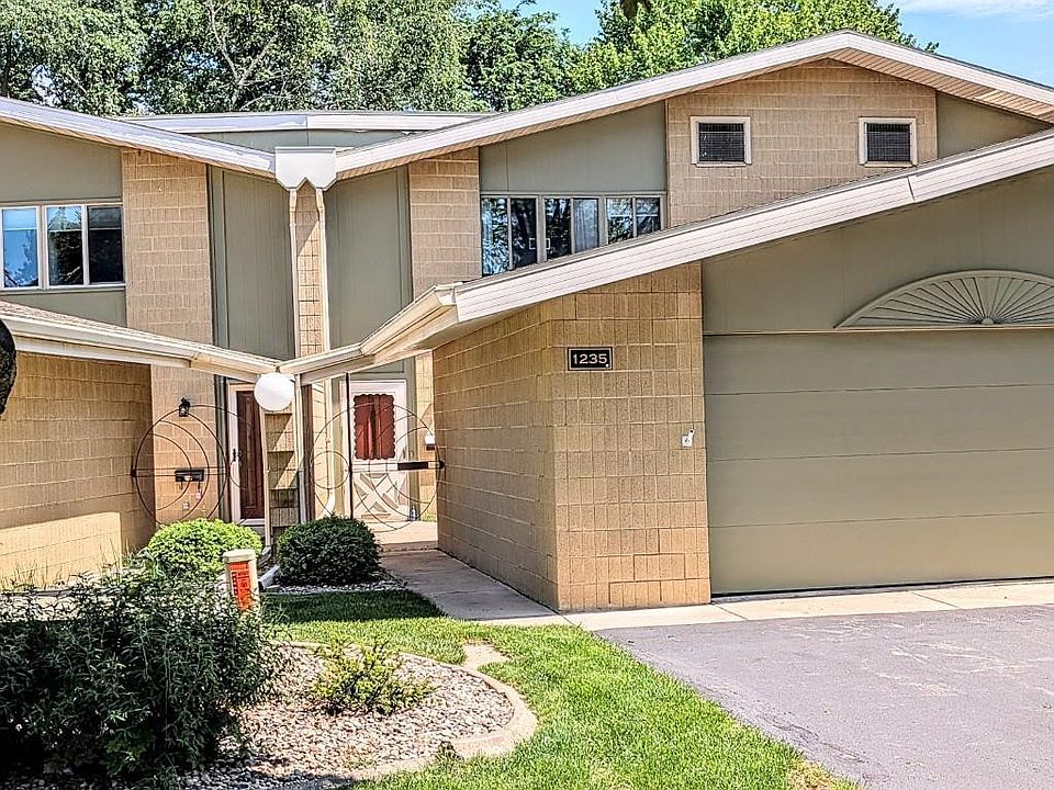 1st image of 1235 W NICOLET CERCLE
