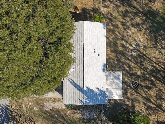 3rd image of 304 W Rose Ln