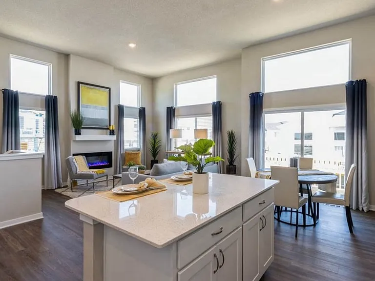 9684 Heightsview Dr — Photo 7