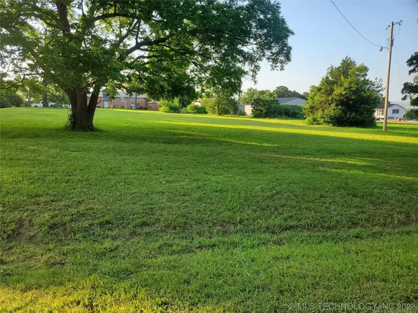 1390 S Valley View Ct, Cleveland, OK 74020