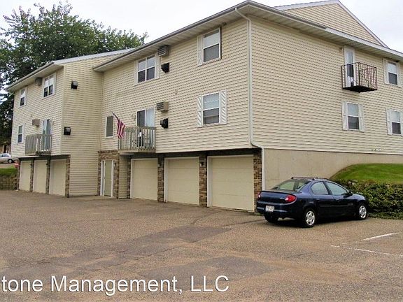 3rd image of 4908 Coventry Ct #1