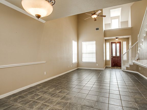 5th image of 11899 Westlawn Ln