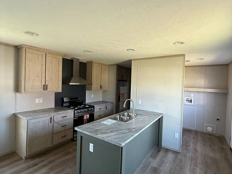 177 E Arlington Dr — Photo 2