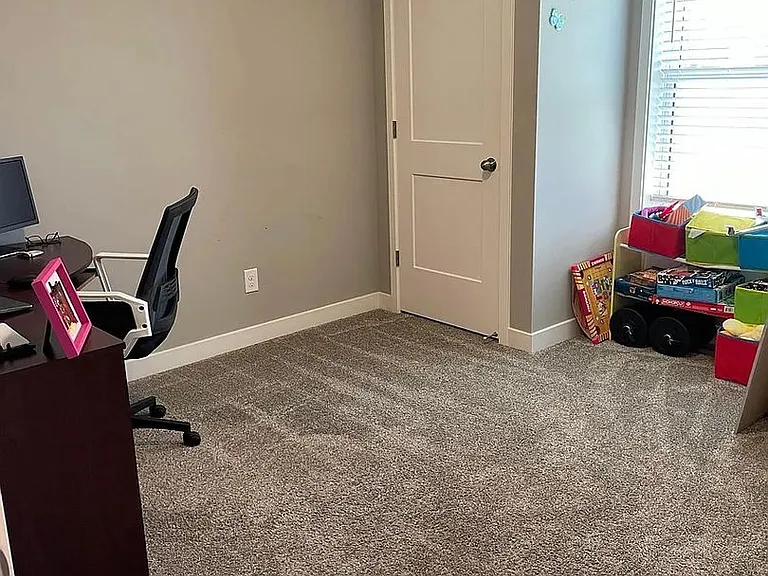 4808 Martingale Dr — Photo 14