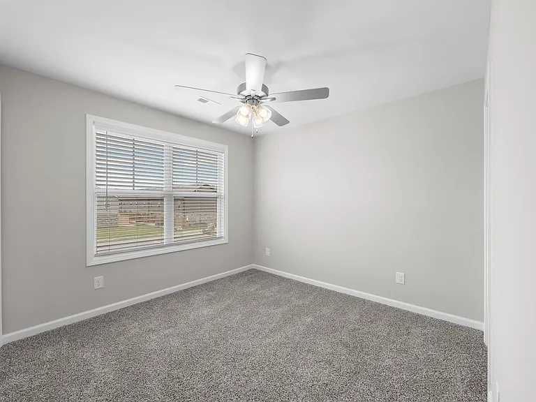 2209 Eldos Trace Cir — Photo 51