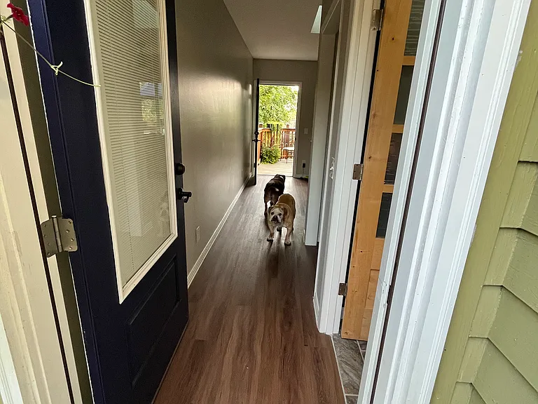 11290 SW Center St — Photo 22