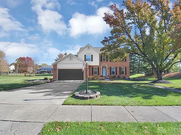 2nd image of 9966 Montclaire Dr