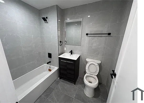 40 W 167th St #303 — Photo 7