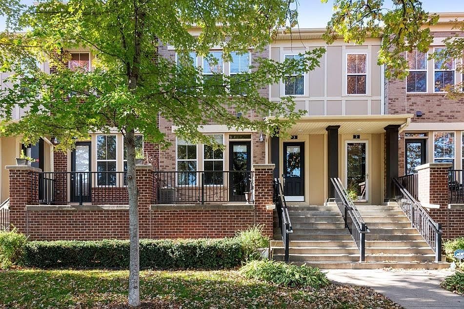 Set in a beautiful, well manicured, park like setting. The townhome has the feeling of a NY brownstone.