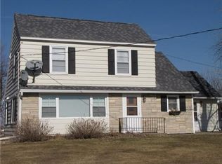 7468 19th Ave, Blairstown, IA 52209