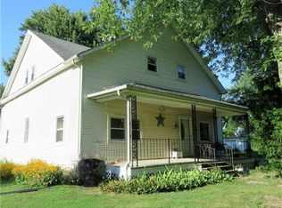 301 W 5th South St, Mount Olive, IL 62069