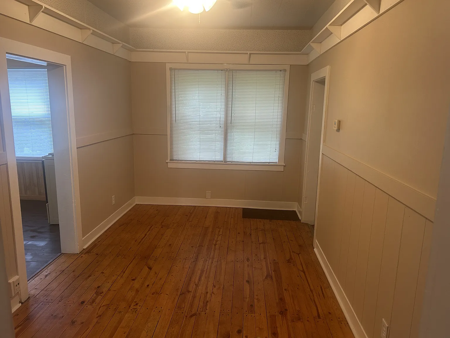 50 East Beardsley Avenue - Unit 1 — Photo 4