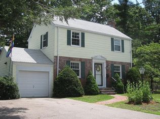 11 Hampton Rd, Natick, MA 01760