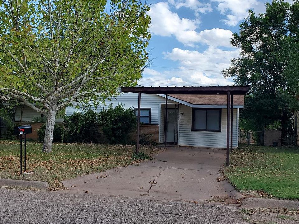 1st image of 4509 Clover Ln