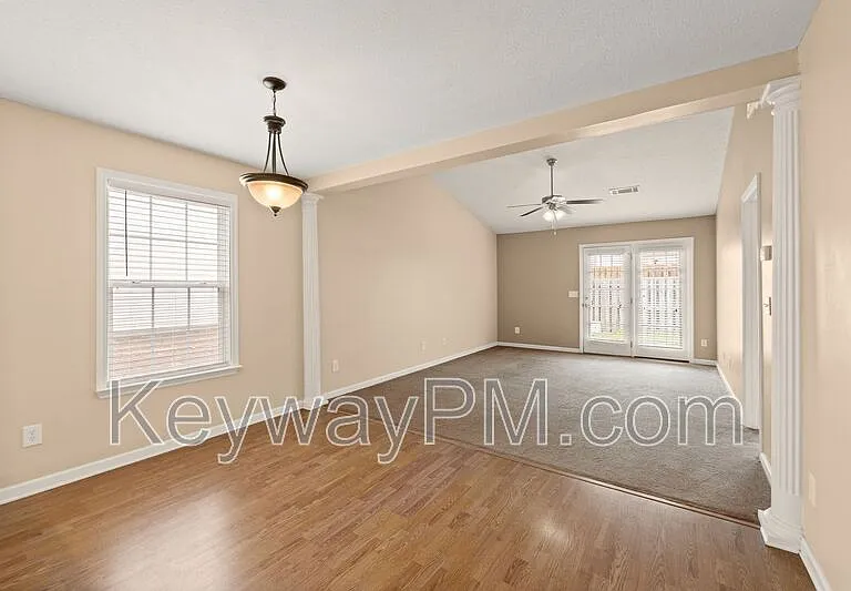 208 Satomi Way — Photo 7