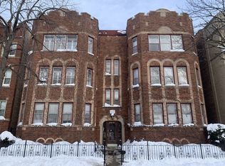 7625 S Yates Blvd #2N, Chicago, IL 60649