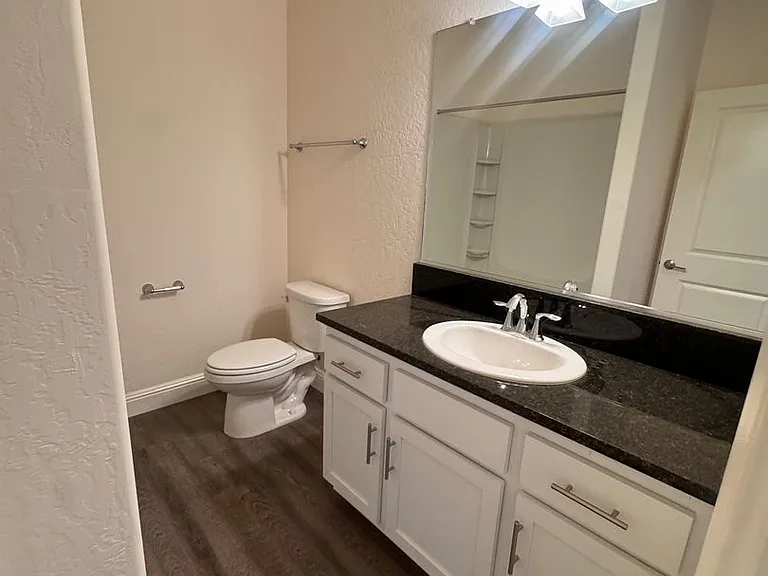 4438 W Langden Dr — Photo 32