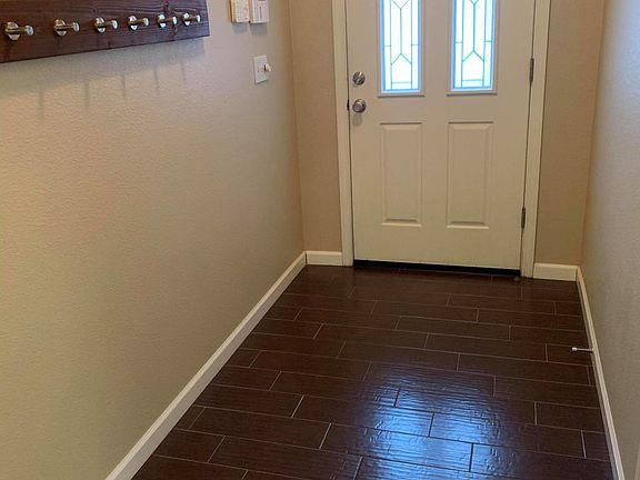 5th image of 2805 Badger Flat Ave