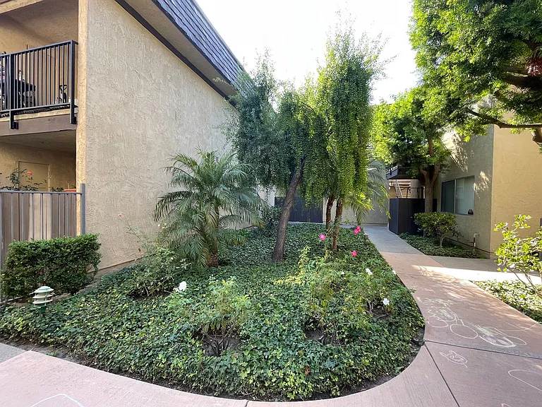 Parkwood Gardens — Photo 14