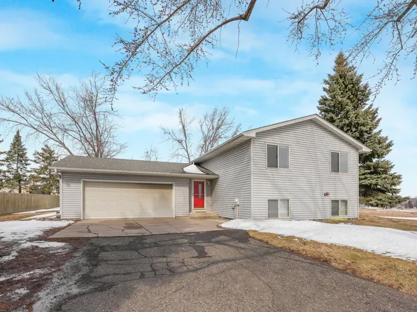 416 Cottonwood Ave, Saint Michael, MN 55376