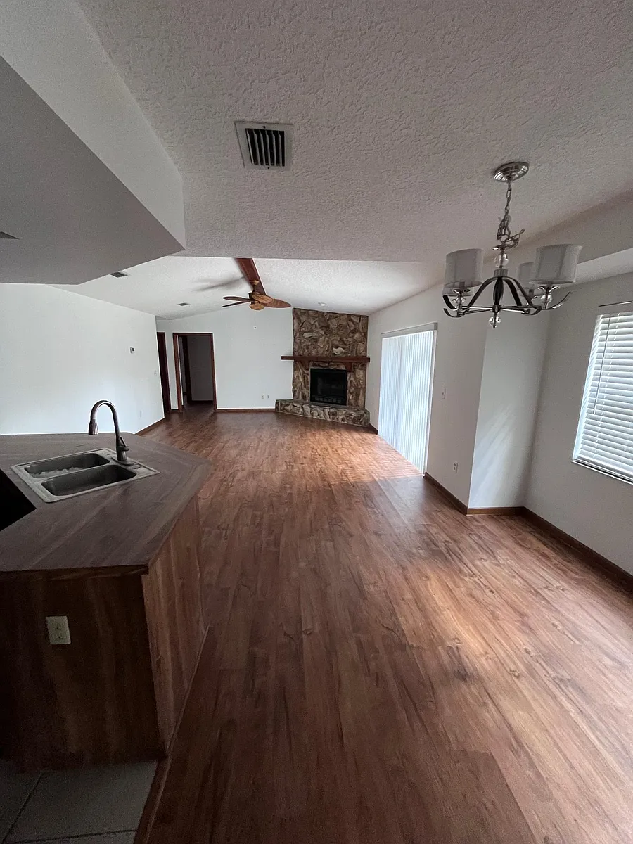 Family Room and eat in area - 3706 Village Estates Pl