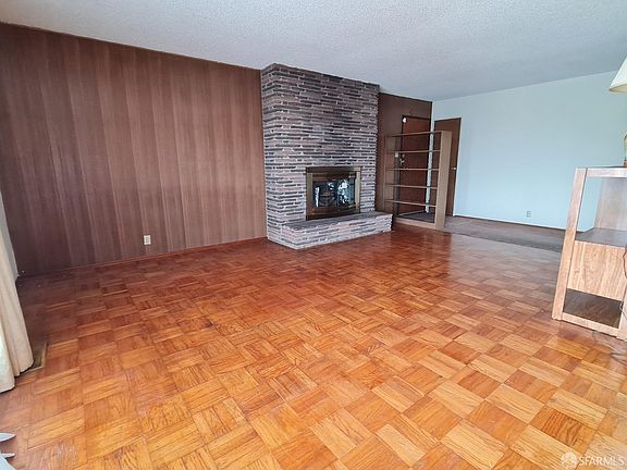 2nd image of 466 Northaven Dr