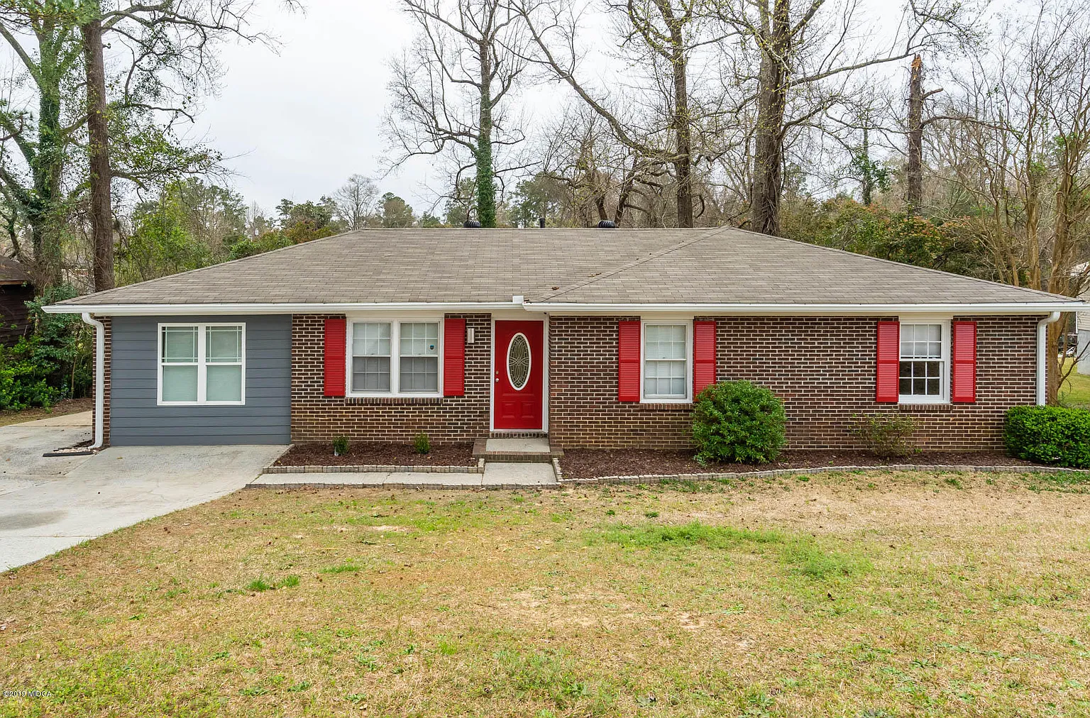 4044 Kurt Dr photo 1