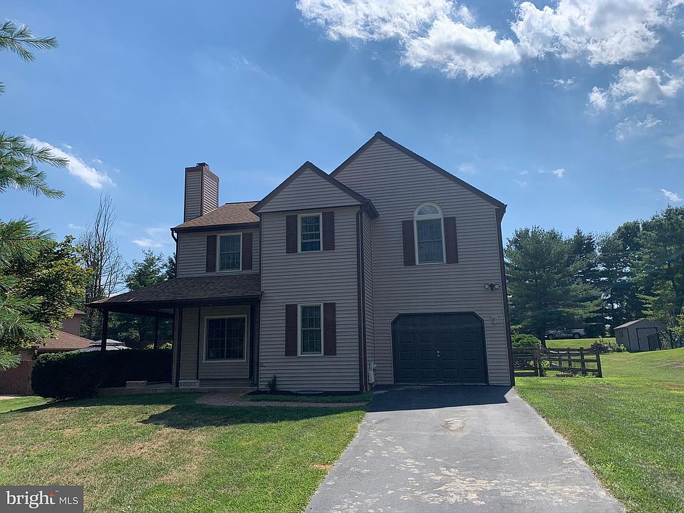1st image of 1335 Westminster Dr