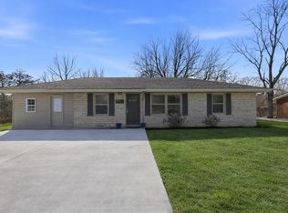 1501 Sandhill Rd, Irvine, KY 40336
