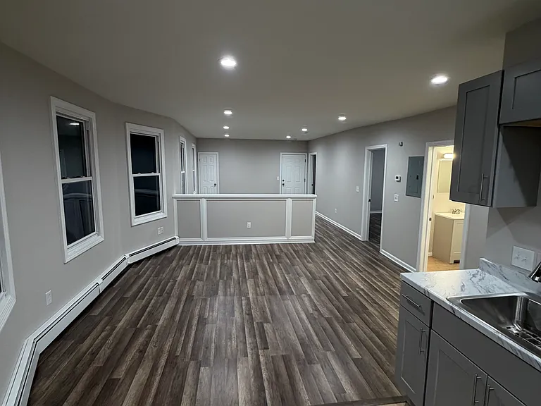 231 Grove St #2 — Photo 3