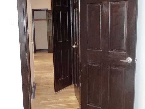 4th image of 326 Lincoln Pl APT 2A