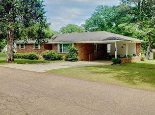 201 Cemetery St, Warren, AR 71671