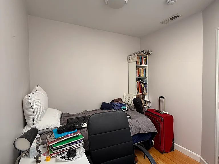 56 Beach St #2 — Photo 12