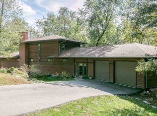 13 Brickwood Cir NE, Iowa City, IA 52240