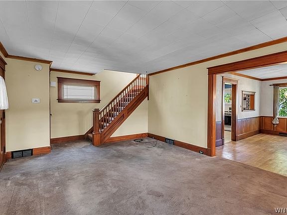 4th image of 152 Mang Ave