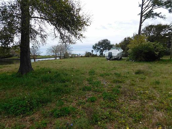 3rd image of 4572 Sabine Ct