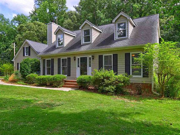 2nd image of 195 Joana Dr