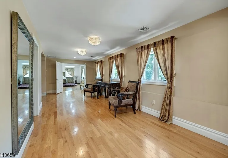 252 Mabel Pl — Photo 28