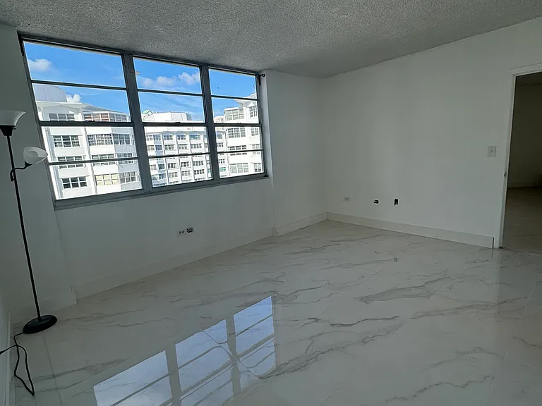 999 Brickell Bay Dr #1805 — Photo 30