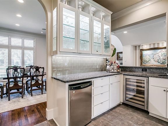 5th image of 5827 Waggoner Dr